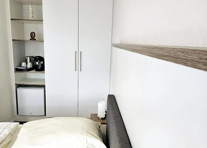 ゲストハウス Haus Am Binnensee 2*